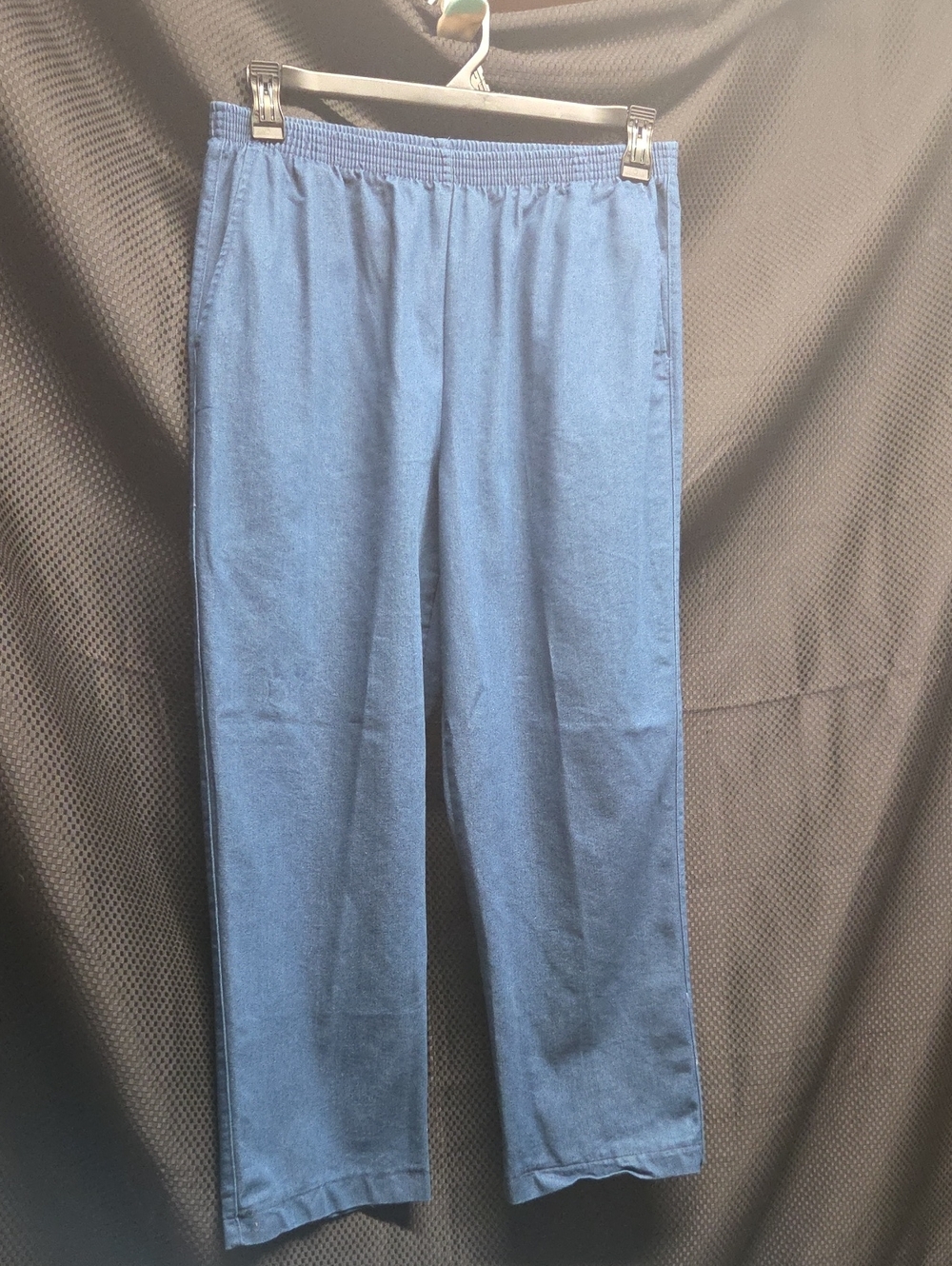 Alfred Dunner Blue Denim Cropped Pull-On Pants